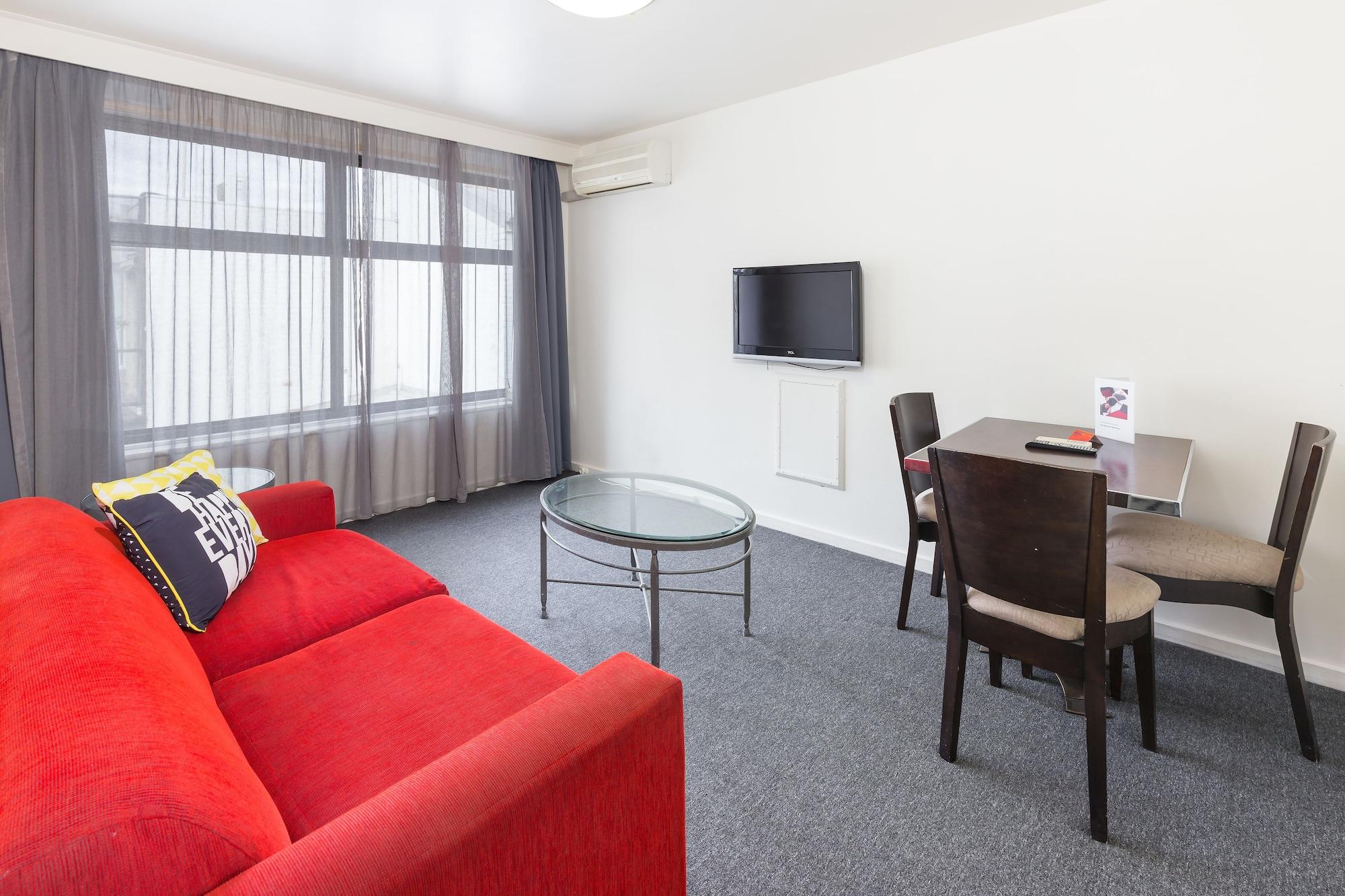 City Edge East Melbourne Apartment Hotel Екстер'єр фото