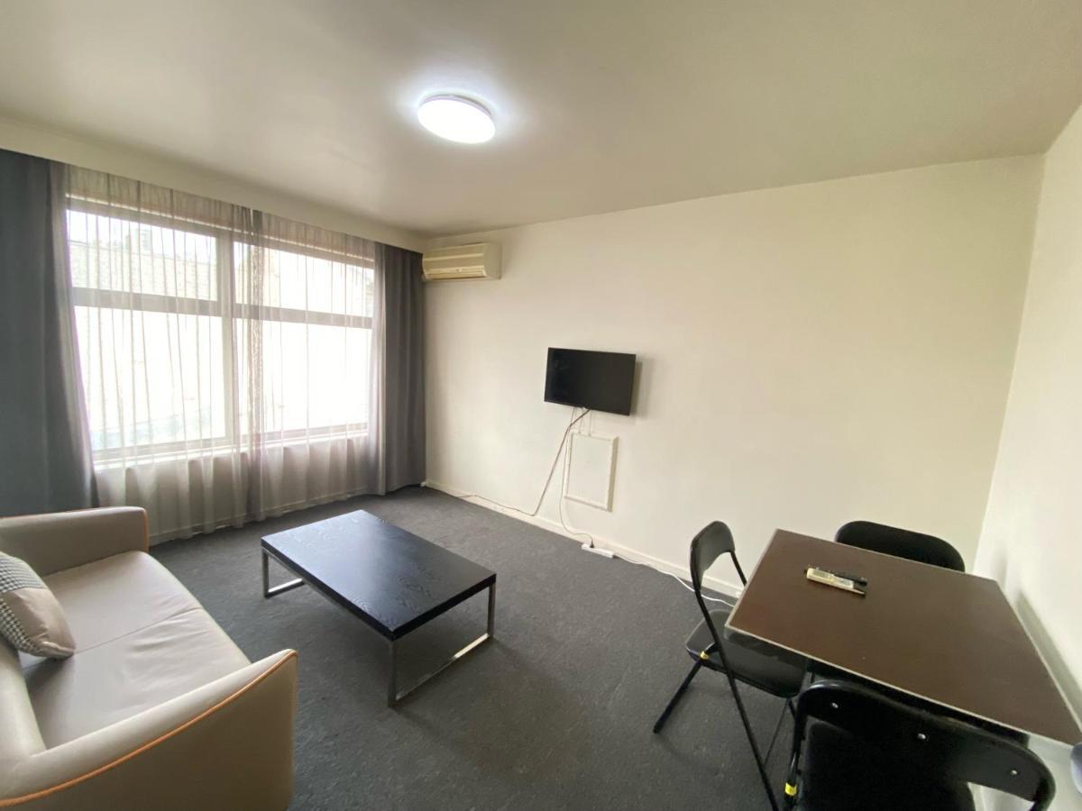 City Edge East Melbourne Apartment Hotel Екстер'єр фото